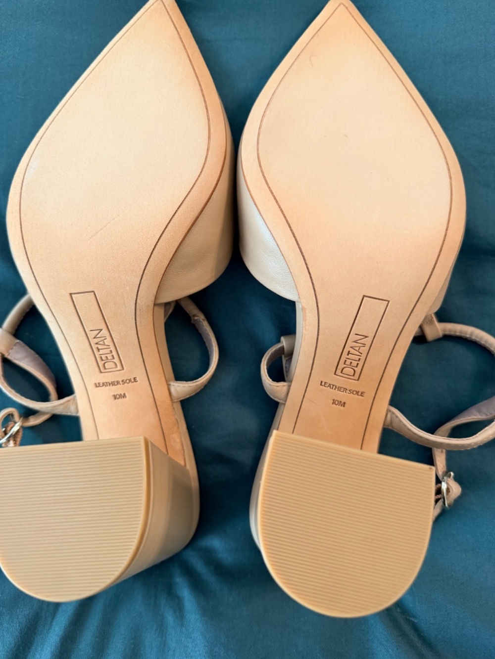 Pointy Toe Sandals - Picture 6 of 6